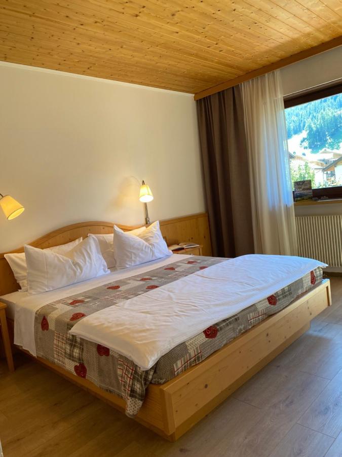 Hotel Garni Living San Candido Bagian luar foto